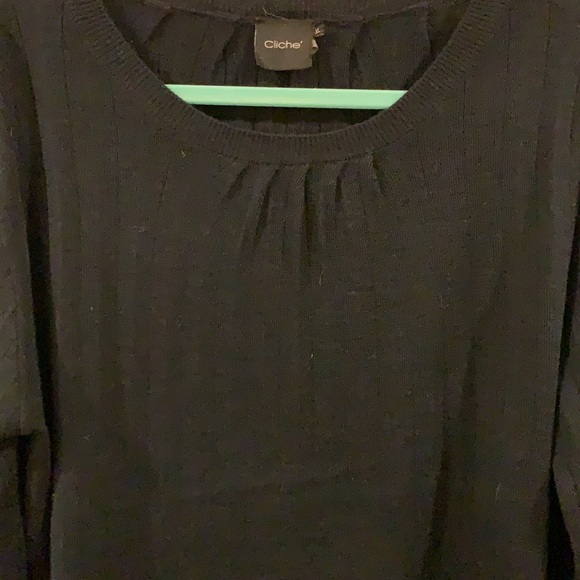 Navy pleated sweater with striped sleeves - Picture 2 of 5